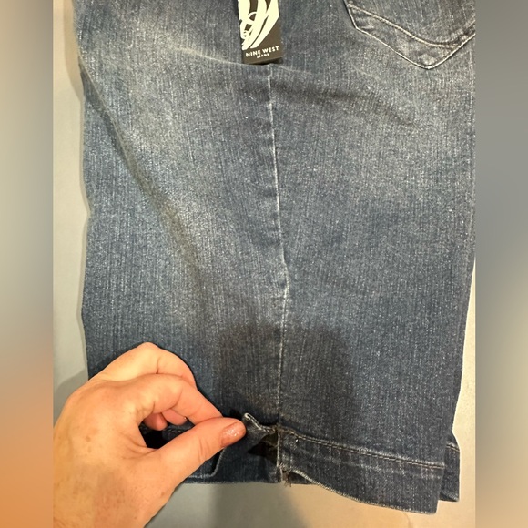 Nine West 11" Inseam Bermuda Jean Shorts Jorts New with Tags - Picture 6 of 7